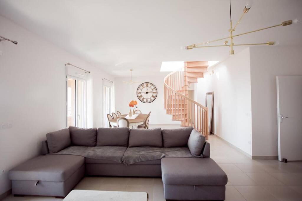 Magnifique Appartement Avec Vue Imprenable La Londe-les-Maures Exterior foto