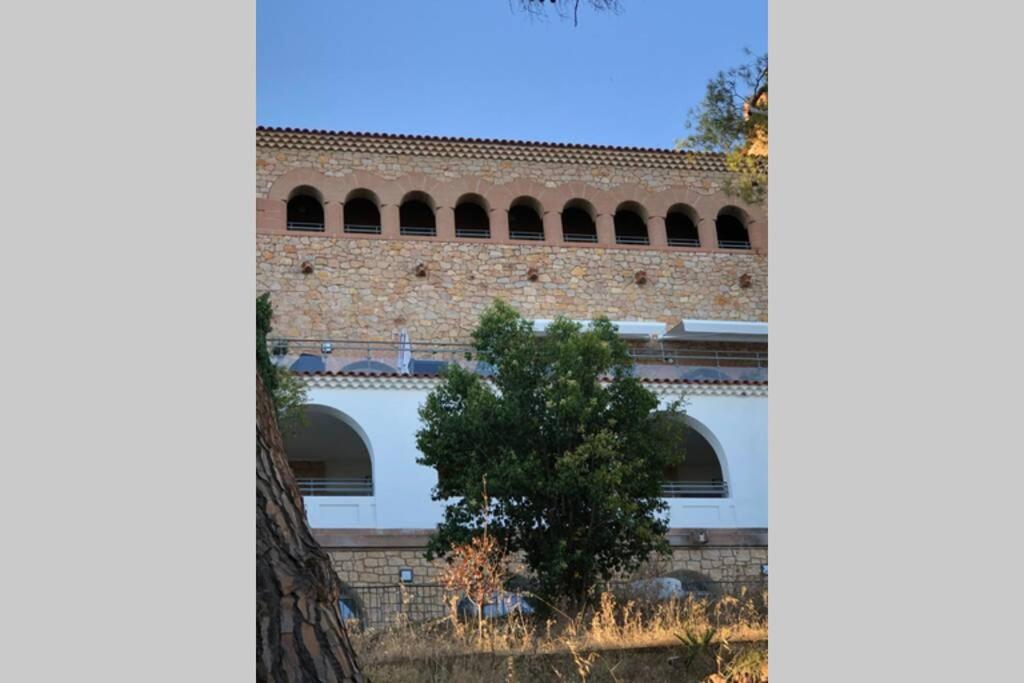 Magnifique Appartement Avec Vue Imprenable La Londe-les-Maures Exterior foto